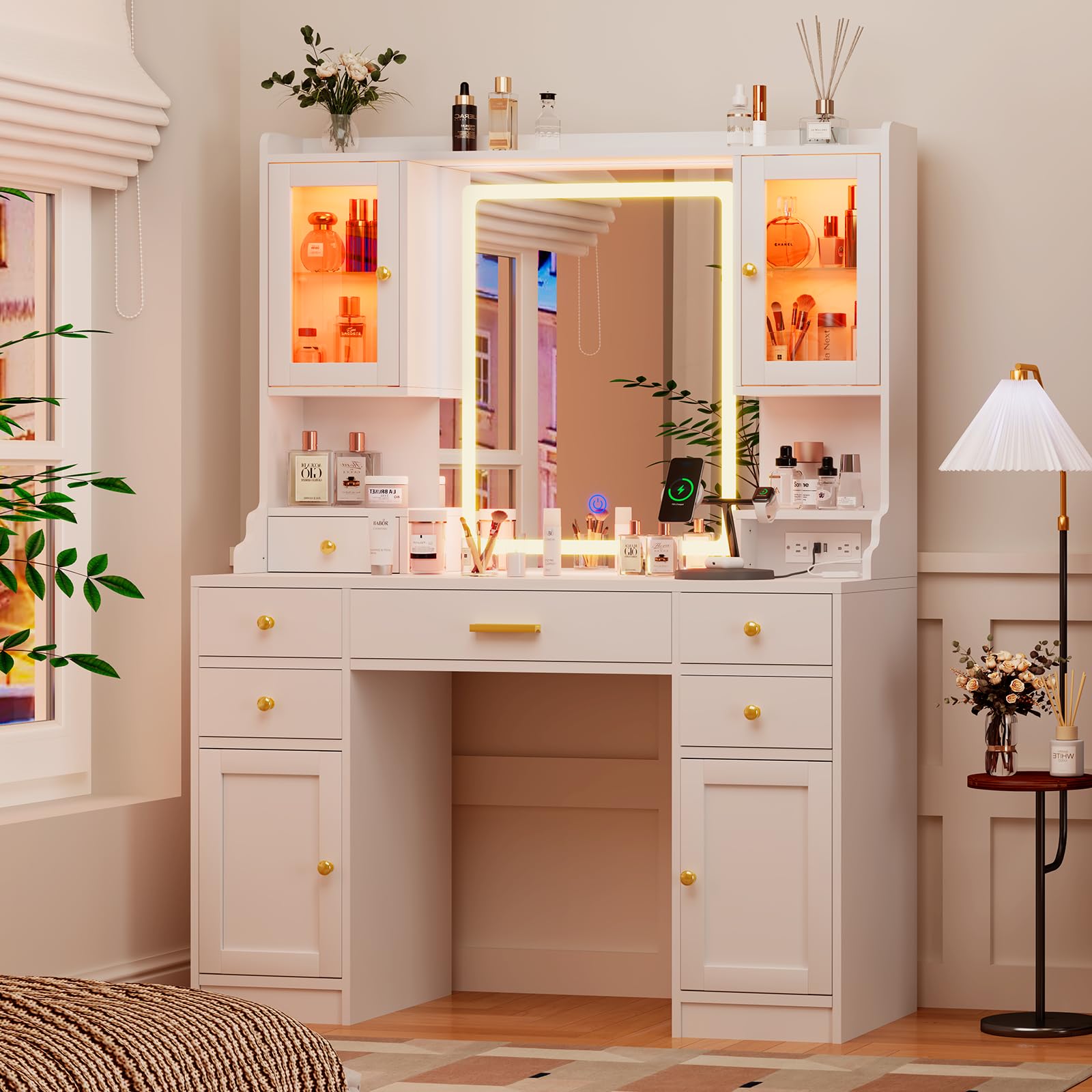 Desk Vanity Setup - # Conjunto de Mesa de Maquiagem